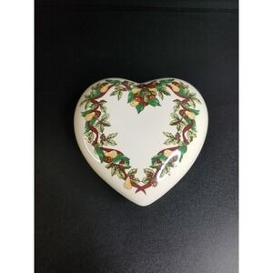 Vintage Royal Limited Holly Holiday Heart Shaped Trinket Box - Made in Japan